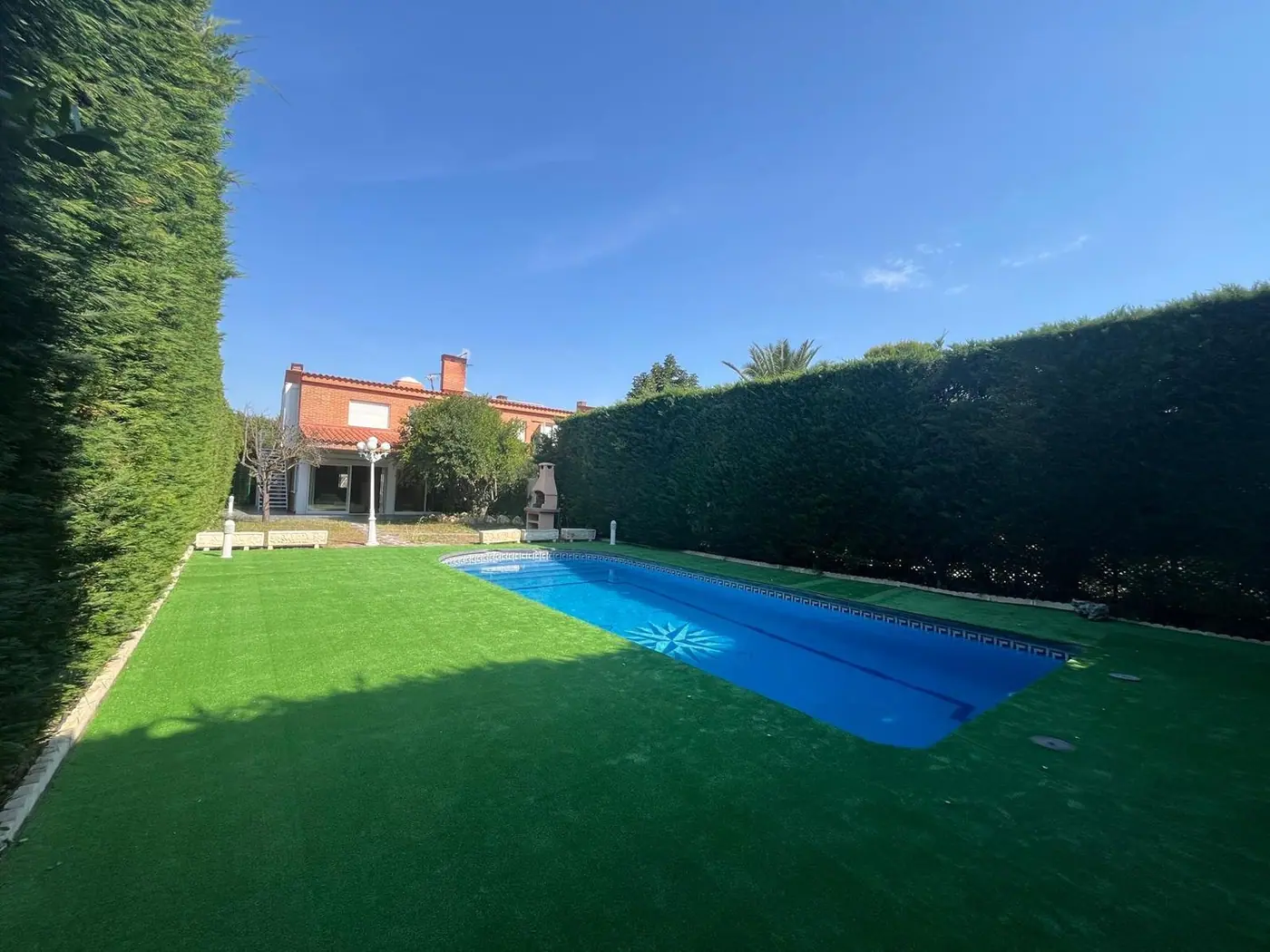 Chalet con piscina en venta en Rivas-Vaciamadrid