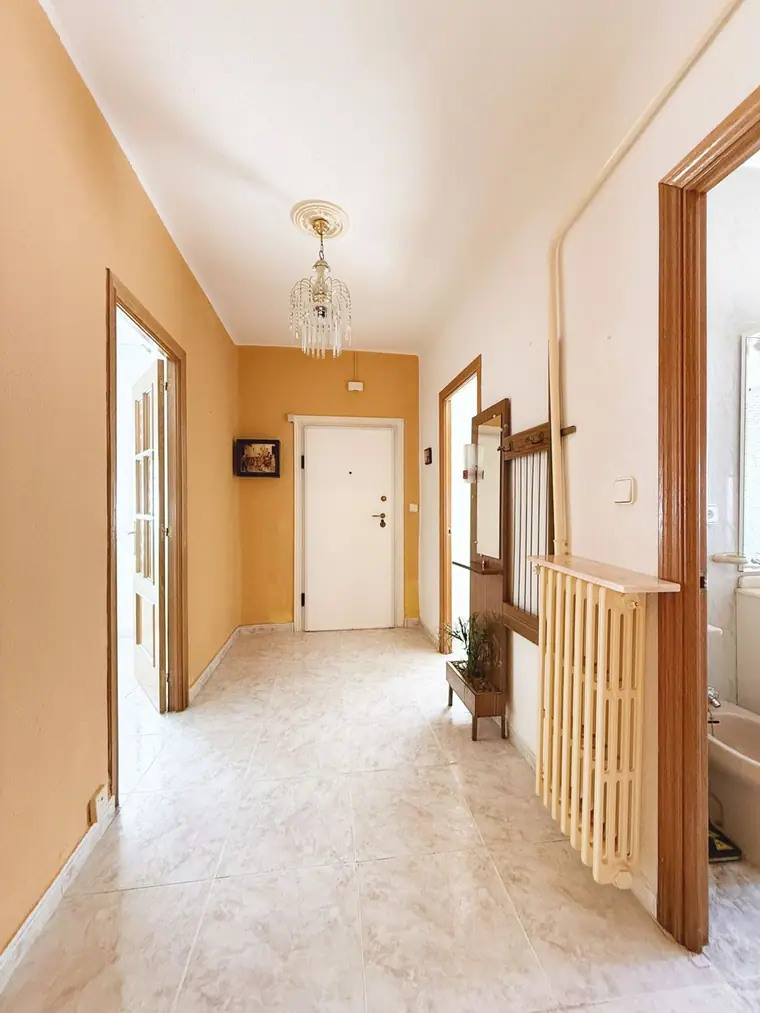 Casa independiente de 340 m² junto al casco histórico — foto 2