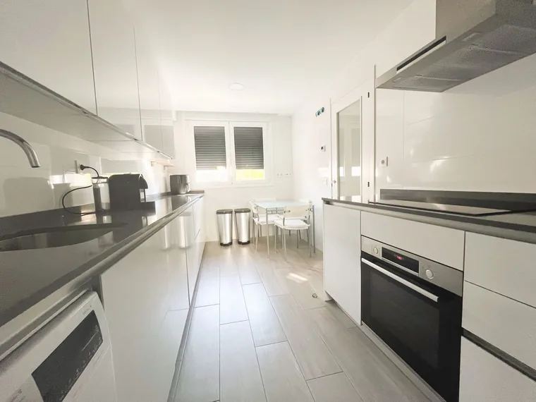 Chalet adosado de 267 m² en Rivas Centro — foto 3