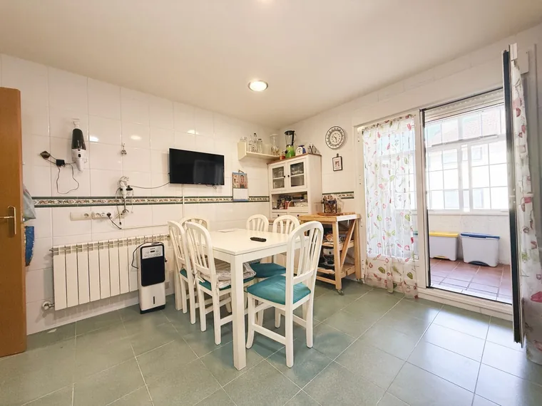 Chalet pareado de 291 m² en Campo Real — foto 5