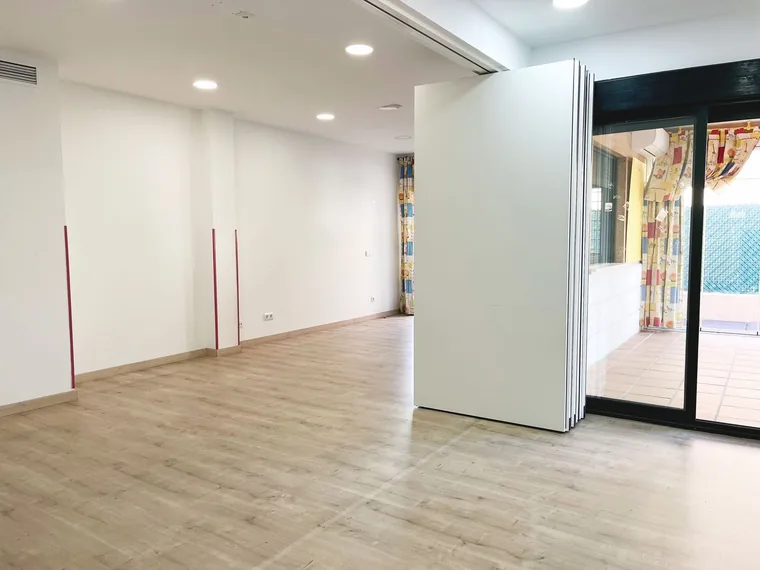 Chalet independiente de 402 m² en Rivas Centro — foto 2